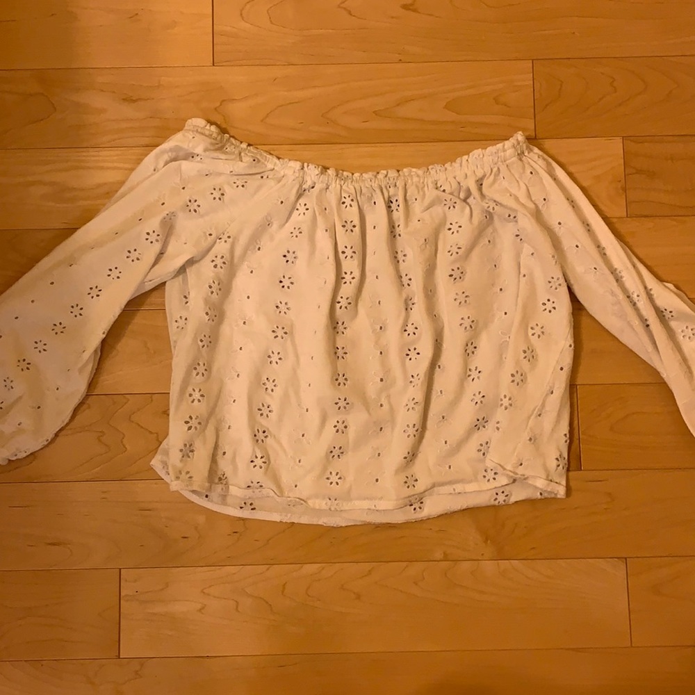 Brandy Melville Off the shoulder top